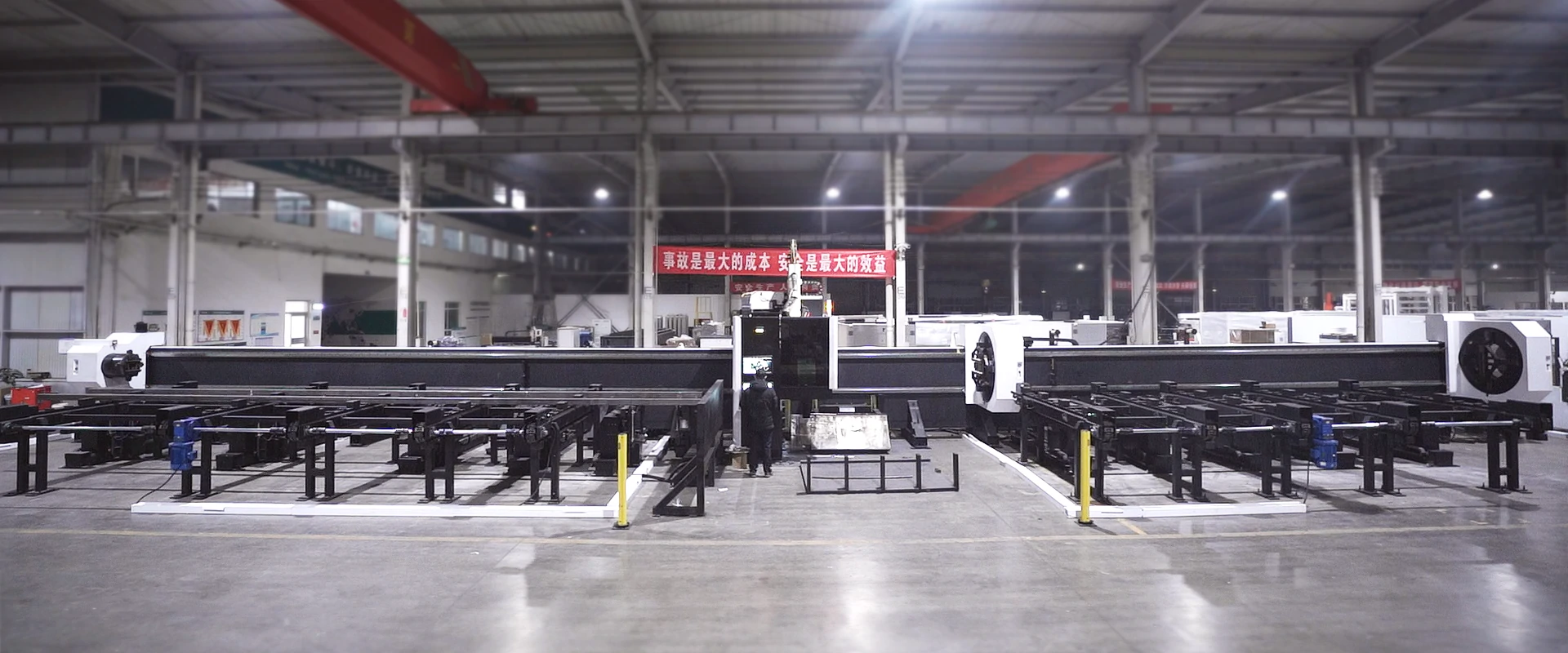 M36 Laserrohrschneidmaschine.webp