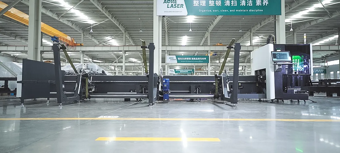 v12 Laserschneidmaschine (2).webp